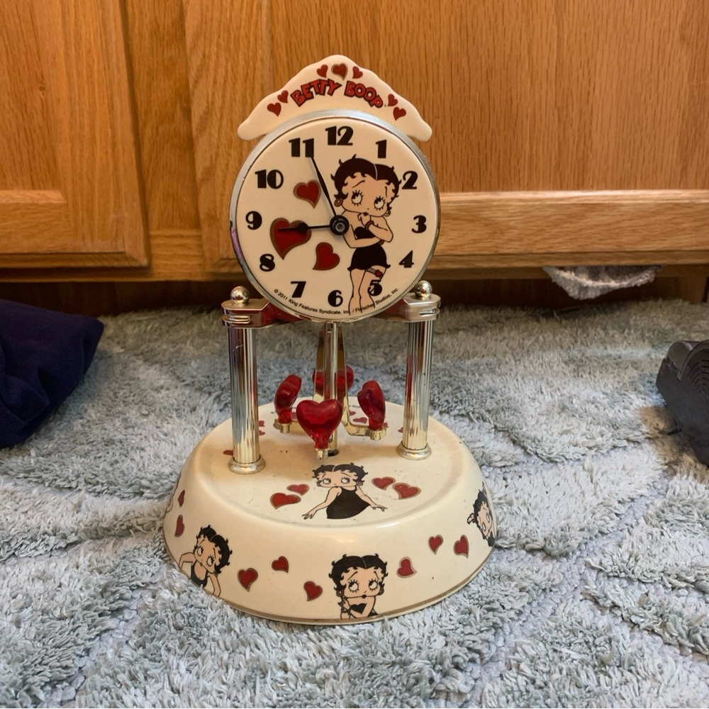 Betty Boop porcelain clock 2011 collectors item